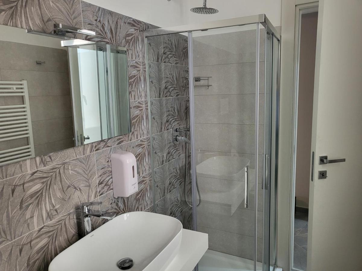 Casa Dello Stretto Hotel เมสซีนา ภายนอก รูปภาพ
