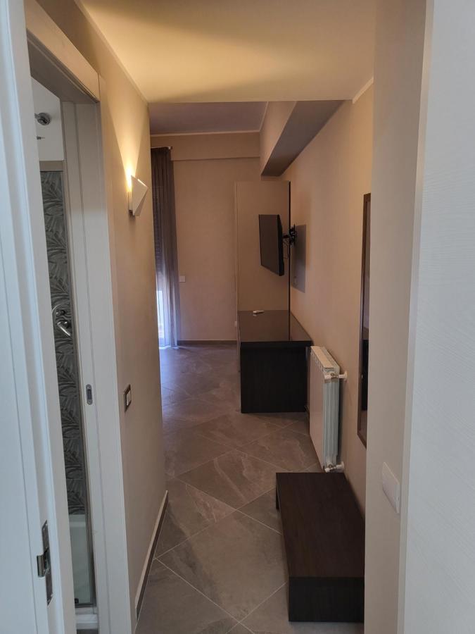 Casa Dello Stretto Hotel เมสซีนา ภายนอก รูปภาพ