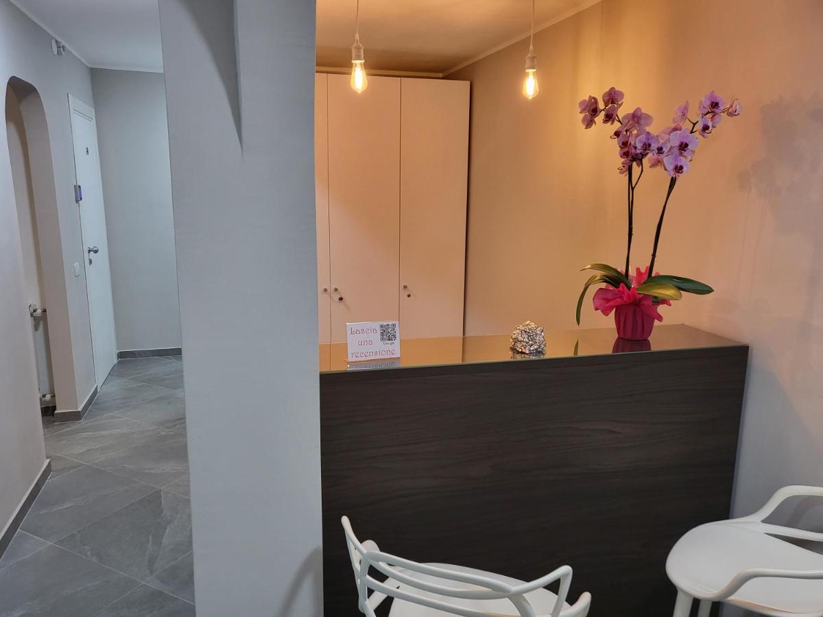 Casa Dello Stretto Hotel เมสซีนา ภายนอก รูปภาพ