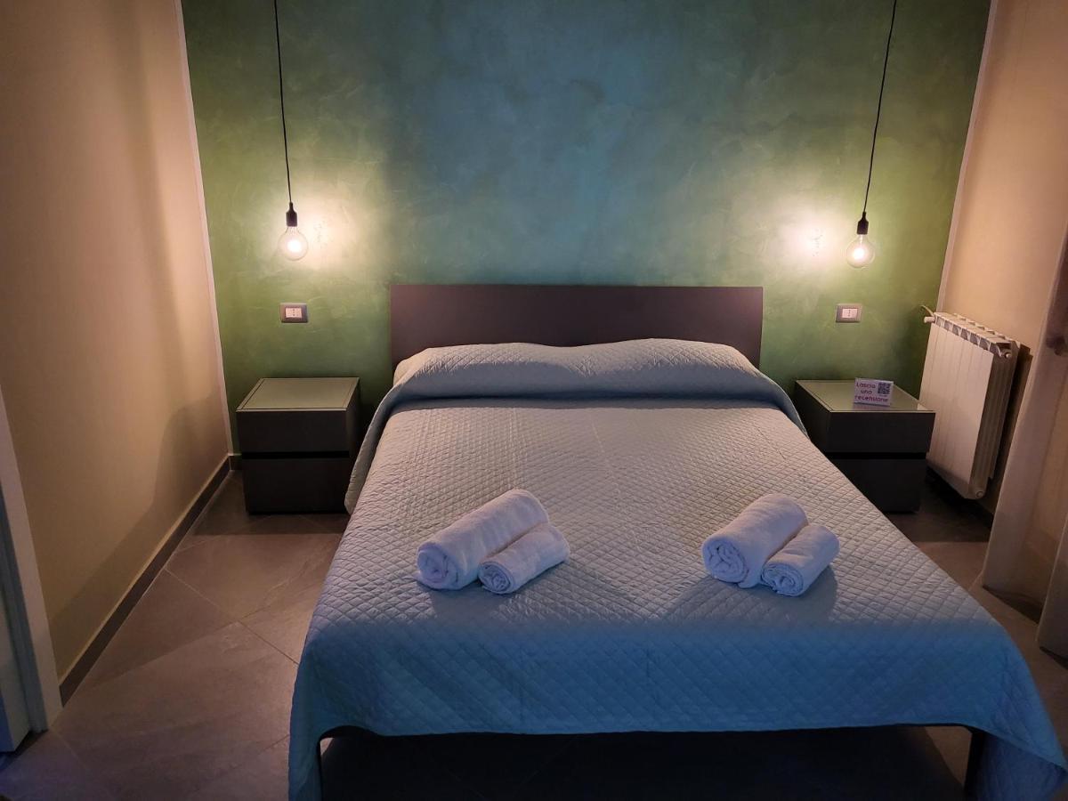 Casa Dello Stretto Hotel เมสซีนา ภายนอก รูปภาพ